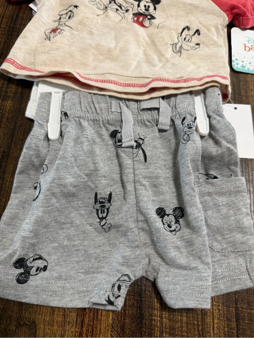 Disney nwt excellent